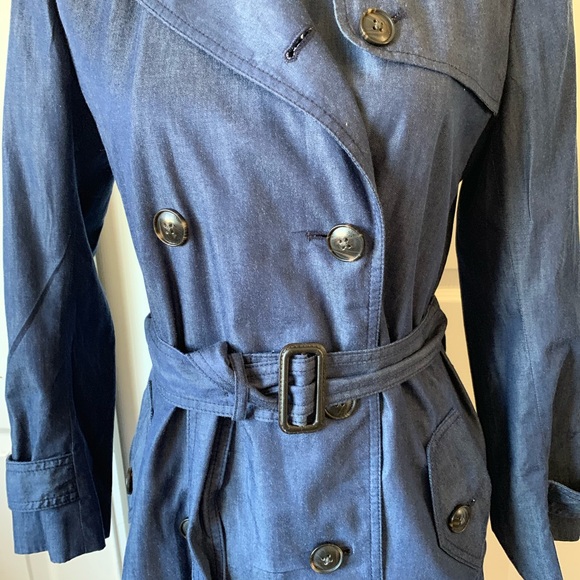 Gap trench  coat - Picture 4 of 8